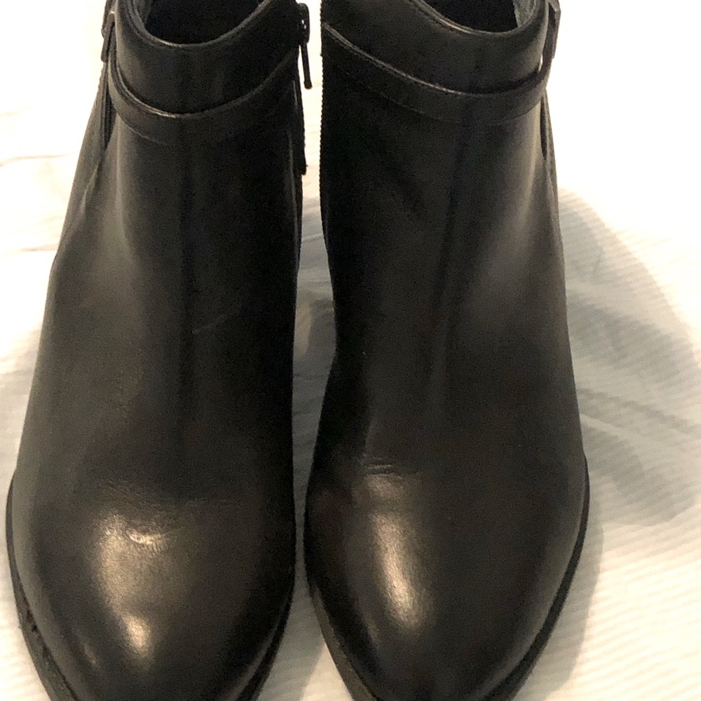 Vionic Boots Black Leather
